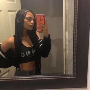 Meet your Posher, Shamyrah katerah